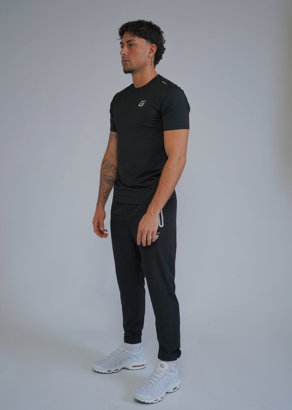 CORE 1.0 T-SHIRT - BLACK