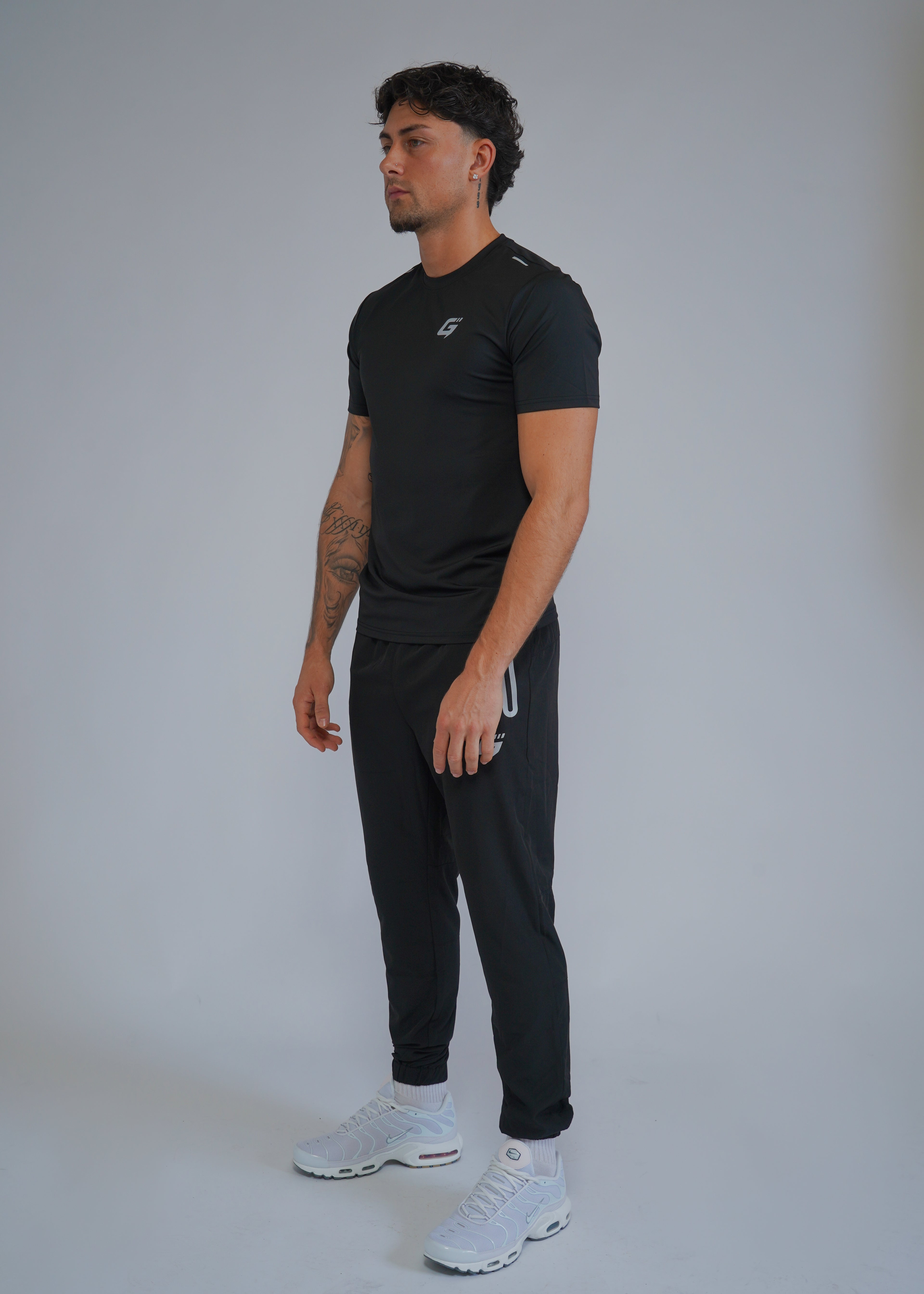 CORE 1.0 T-SHIRT - BLACK