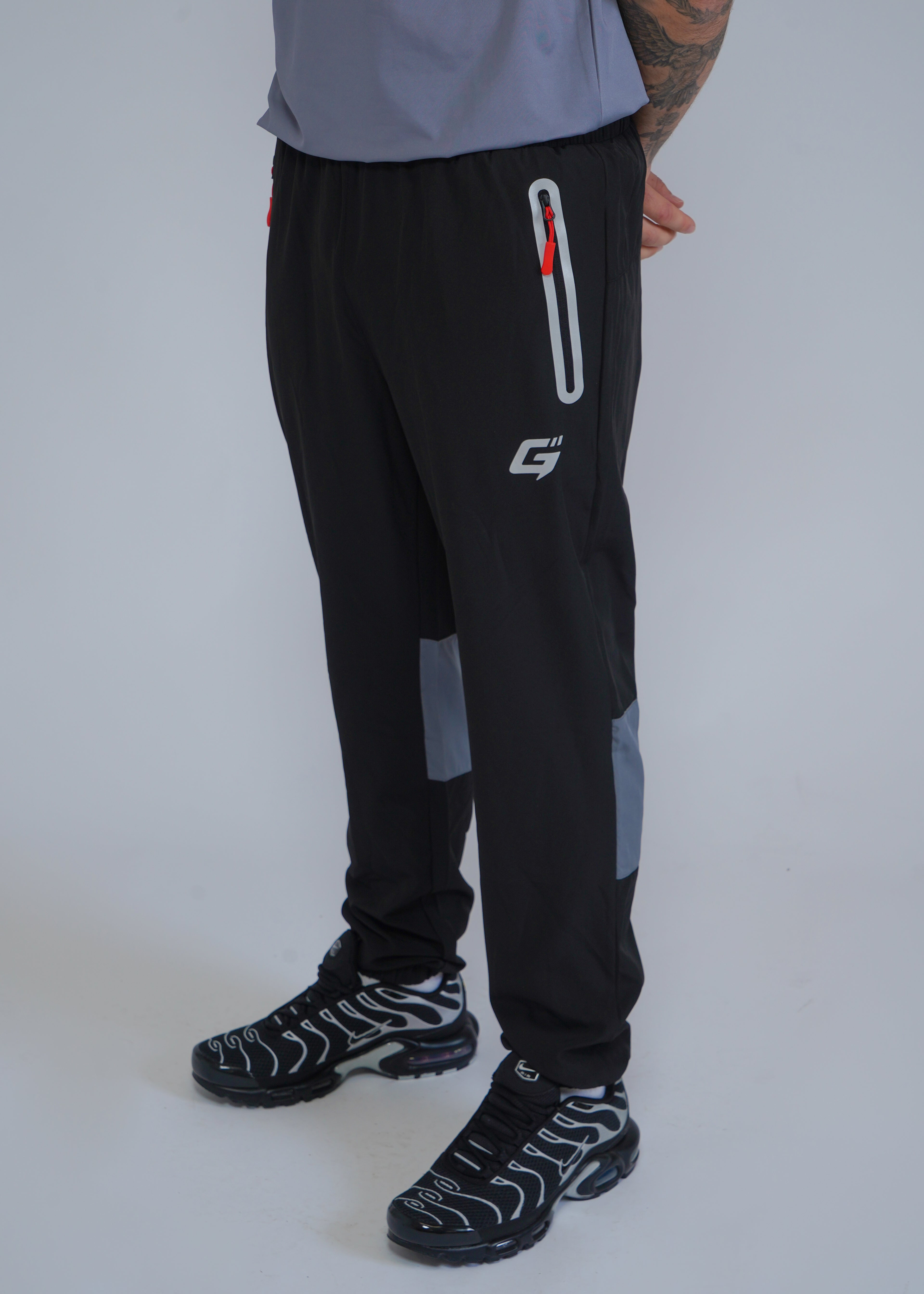 REFLECT 1.0 TRACKSUIT - BLACK/SLATE/SOLAR RED