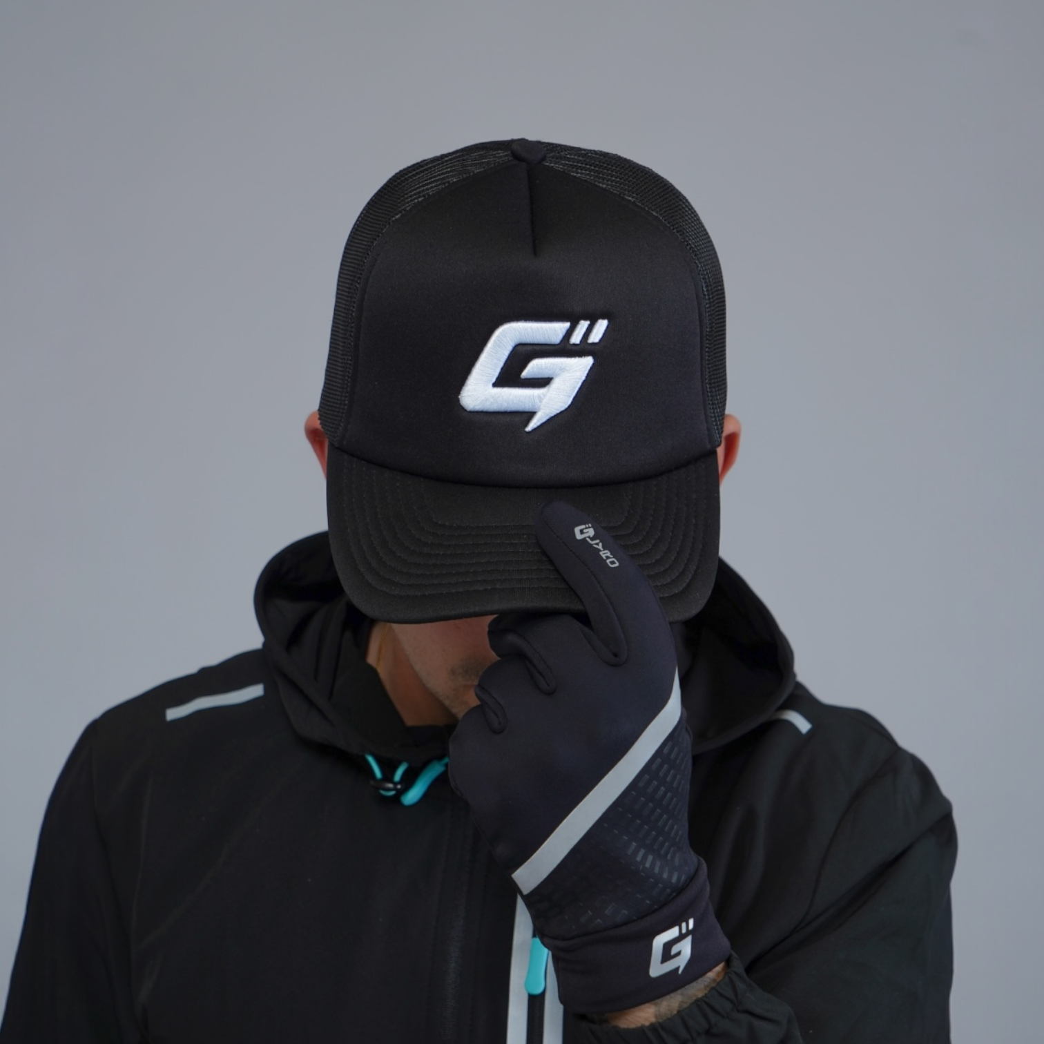GLYRO LOGO TRUCKER HAT - BLACK