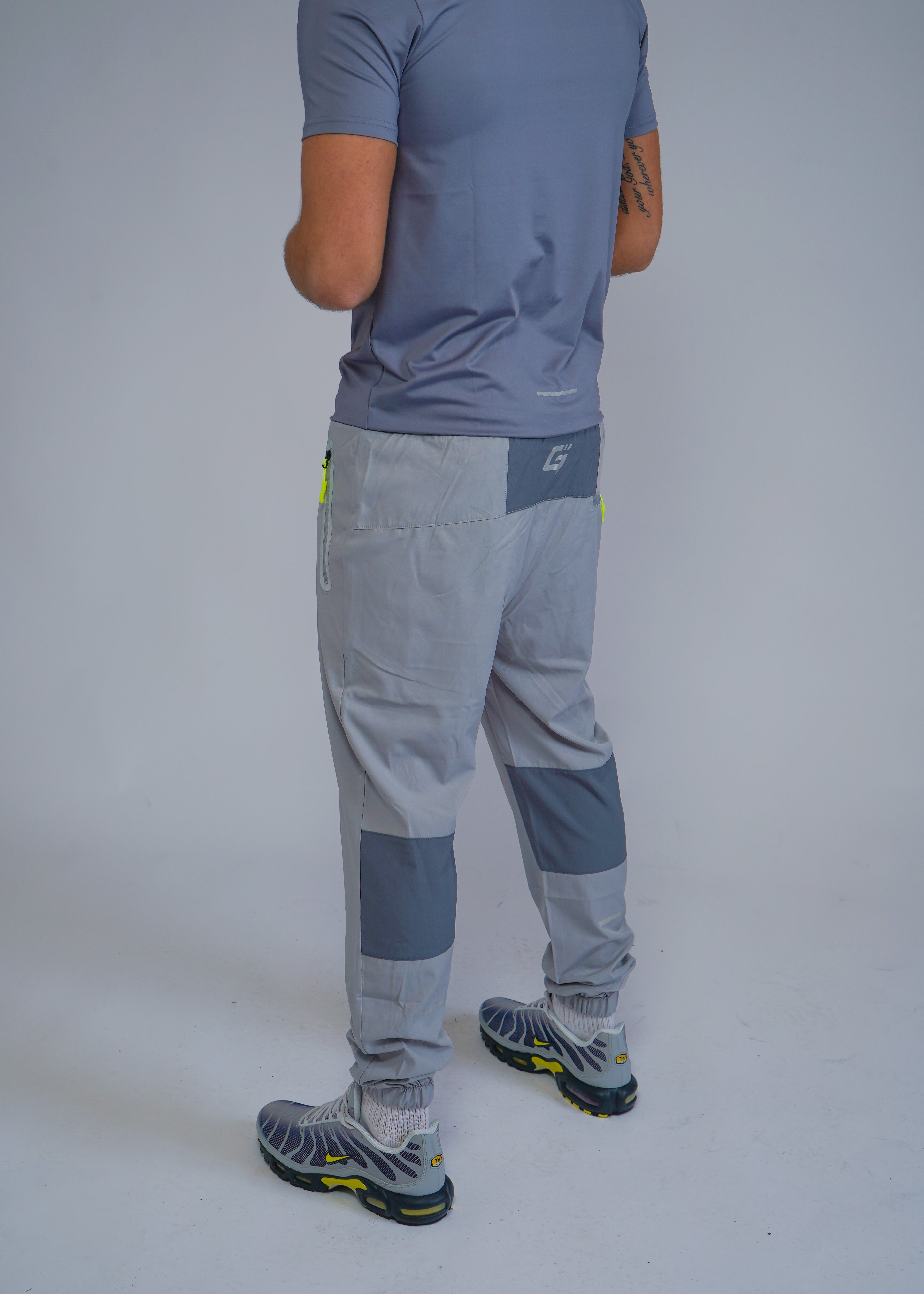 REFLECT 1.0 TRACKSUIT - CLOUD GREY/SLATE/VOLT